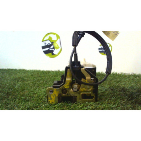 Serrure avant droit RENAULT CLIO 2 PHASE 2 d’occasion