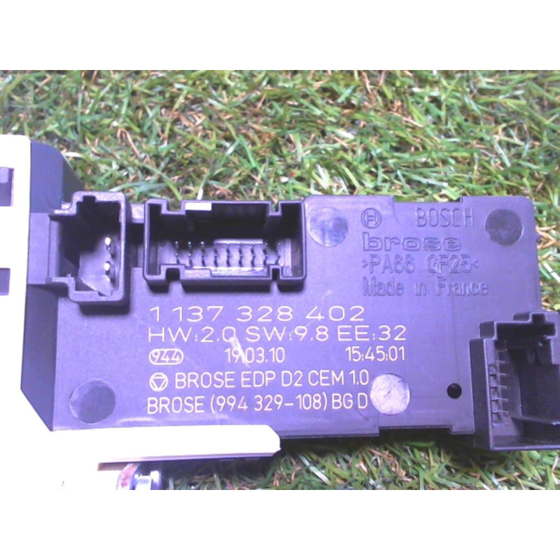 Moteur leve vitre avant droit PEUGEOT 407 PHASE 1 d’occasion