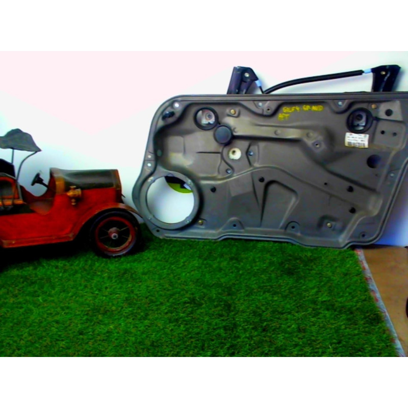 Leve vitre mecanique avant droit VOLKSWAGEN GOLF 4 d’occasion