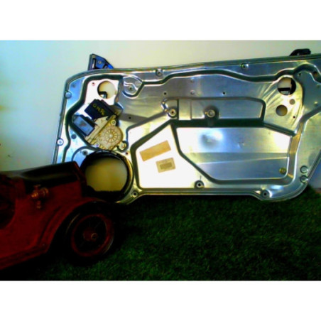 Leve vitre electrique avant droit SEAT IBIZA 3 PHASE 1 d’occasion