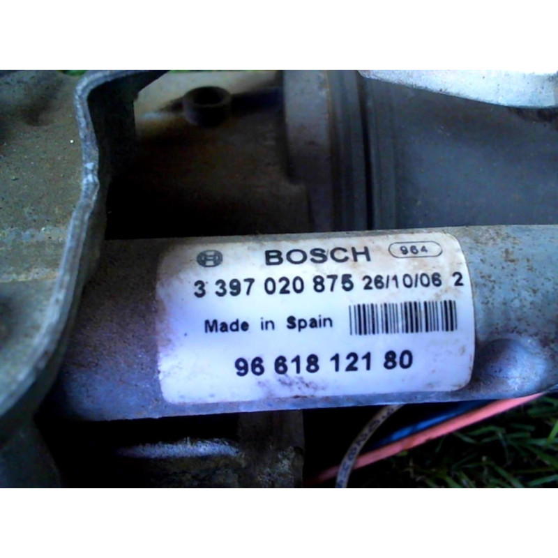 Moteur essuie glace avant gauche PEUGEOT 407 PHASE 1 d’occasion