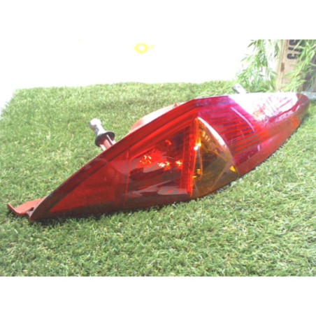Feu arriere principal gauche (feux) FIAT PUNTO 2 PHASE 1 d’occasion