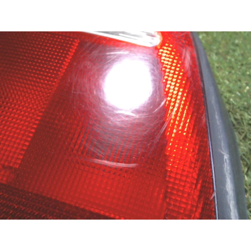 Feu arriere principal gauche (feux) RENAULT MEGANE 1 PHASE 2 d’occasion