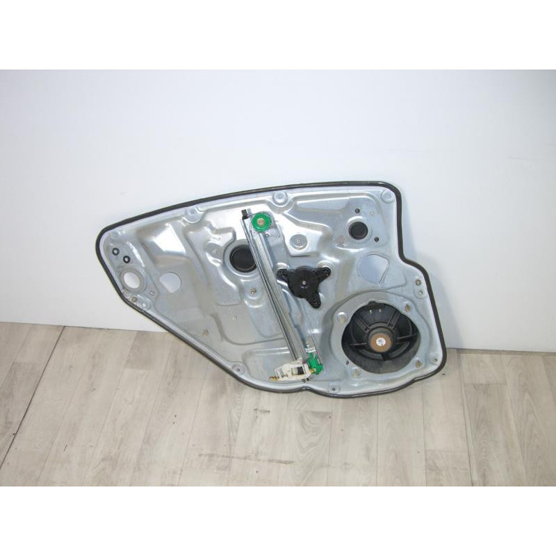 Leve vitre electrique arriere droit FIAT STILO d’occasion