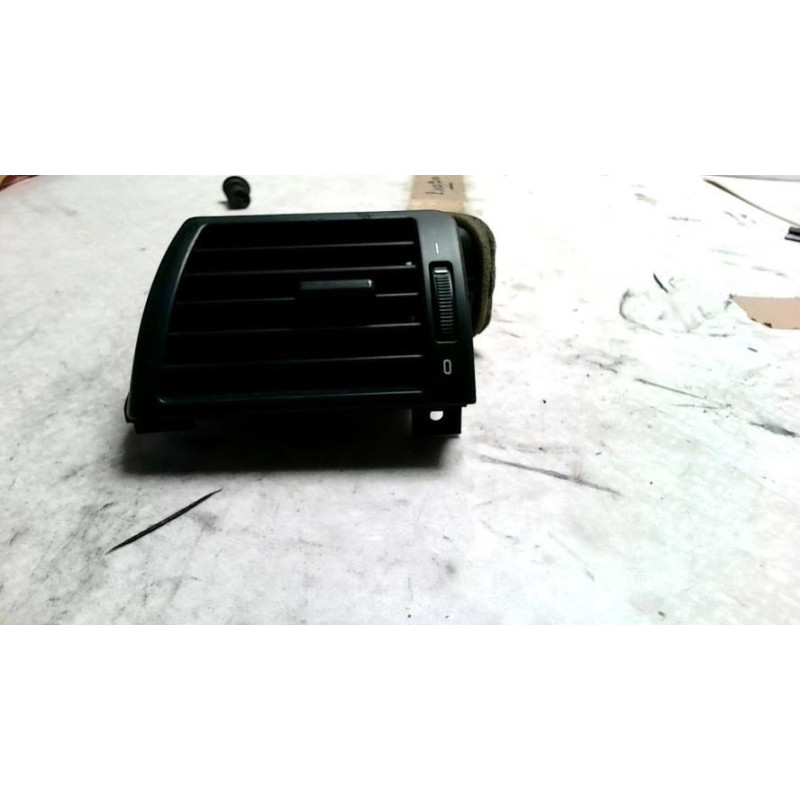 Aerateur tableau de bord BMW SERIE 3 E46 COUPE PHASE 2 d’occasion