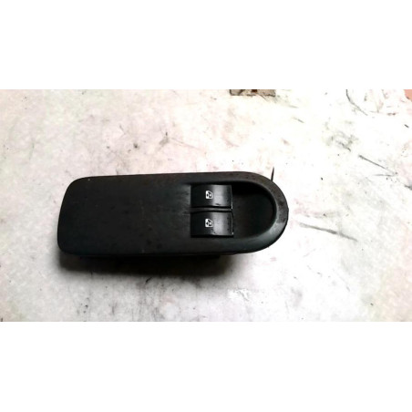 Interrupteur de leve vitre avant gauche RENAULT SCENIC 2 PHASE 1 d’occasion