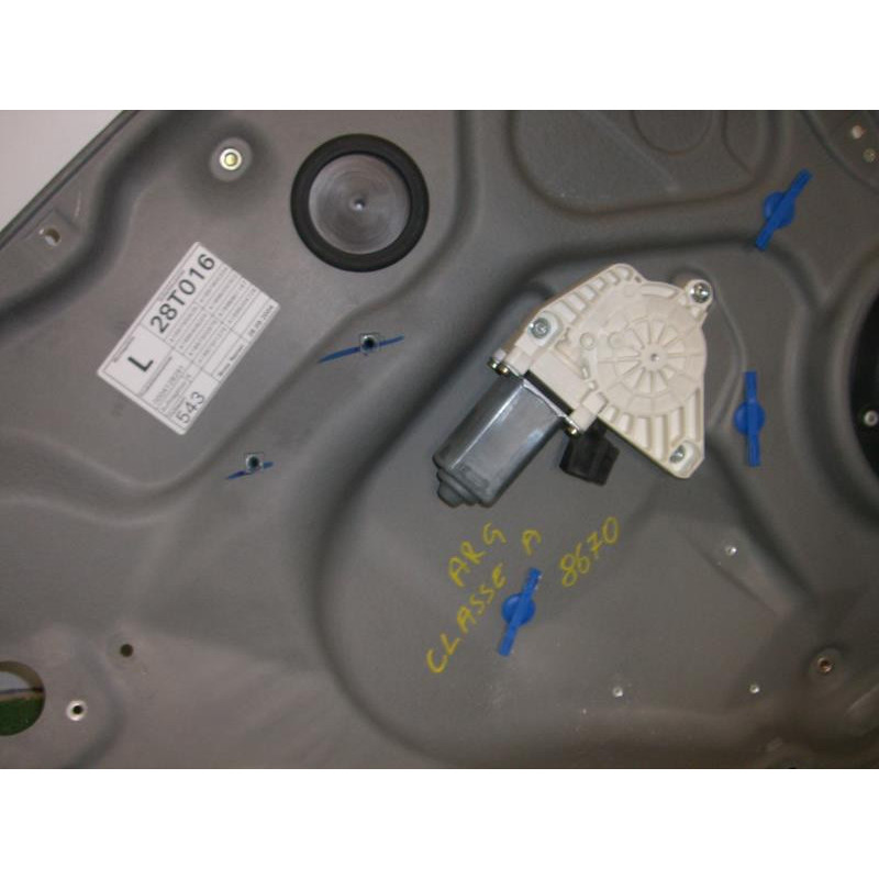 Leve vitre electrique arriere gauche MERCEDES CLASSE A 169 PHASE 1 d’occasion