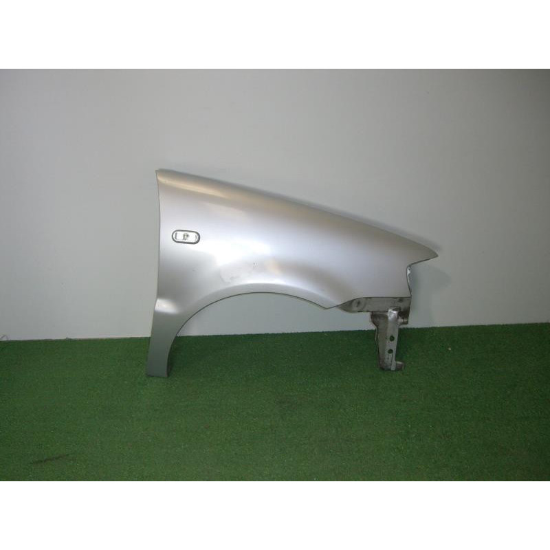 Aile avant droit VOLKSWAGEN POLO 3 PHASE 2 d’occasion