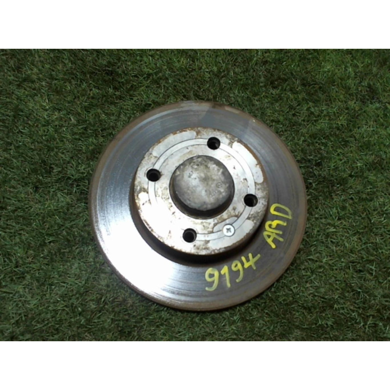 Disque arriere droit (freinage) VOLKSWAGEN POLO 3 PHASE 2 d’occasion