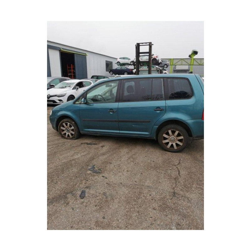 Support de pare chocs avant VOLKSWAGEN TOURAN 1 PHASE 1 d’occasion