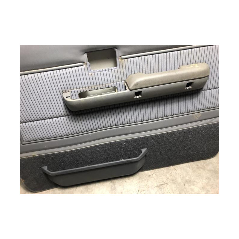 Panneau de porte avant droit TOYOTA LAND CRUISER 70 1990 d’occasion