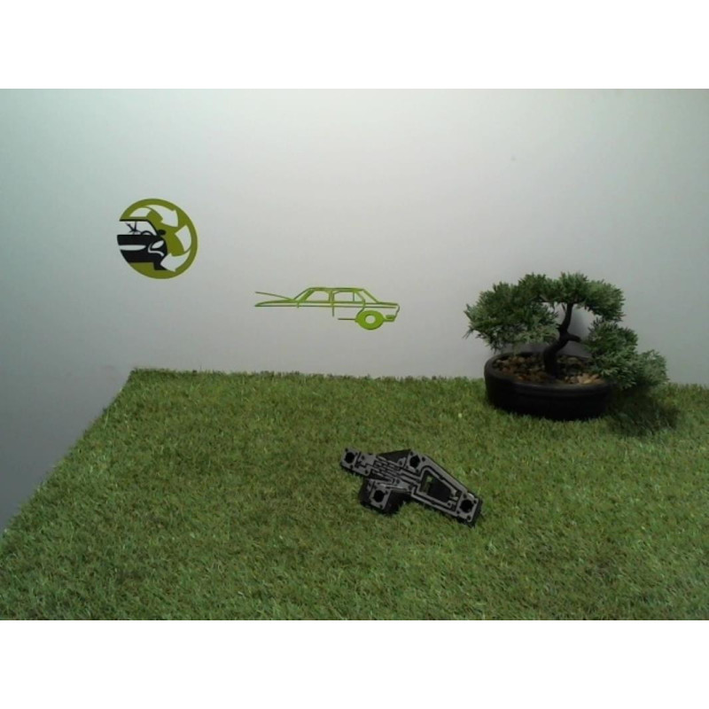 Platine feu arriere gauche RENAULT LAGUNA 2 PHASE 1 BREAK d’occasion