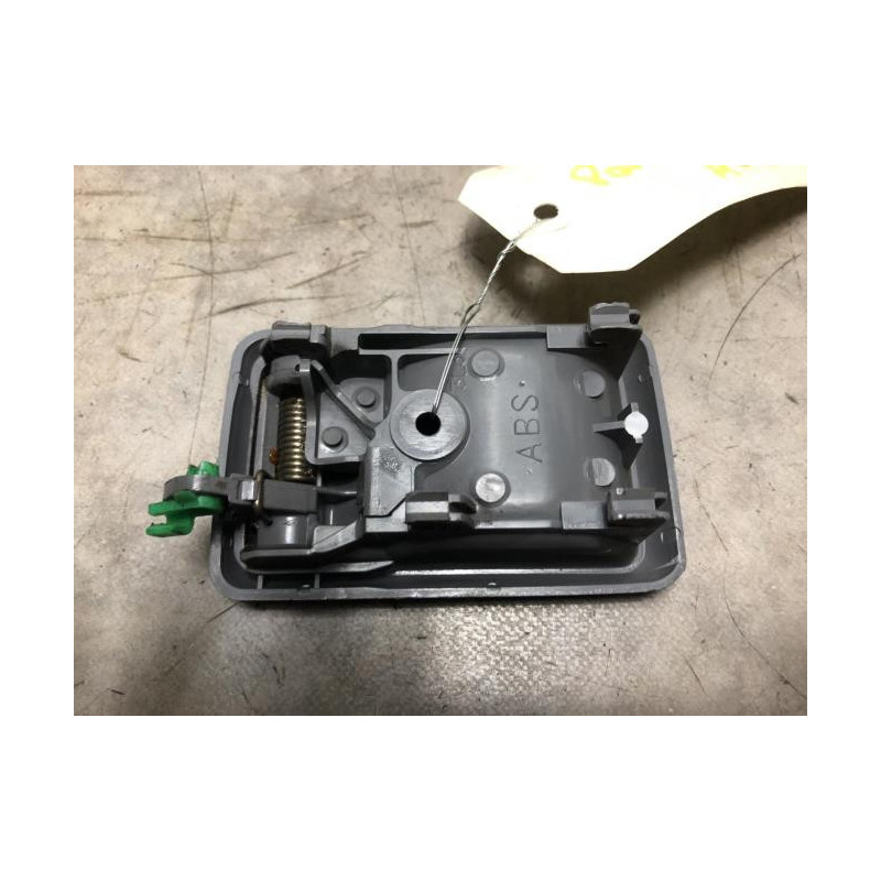 Poignee interieur avant gauche TOYOTA LAND CRUISER 70 1990 d’occasion