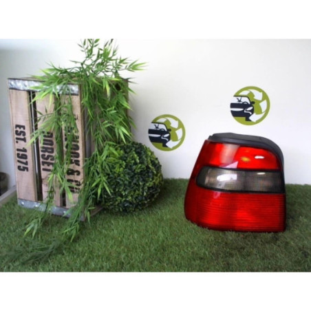 Feu arriere principal gauche (feux) SKODA FELICIA PHASE 2 d’occasion