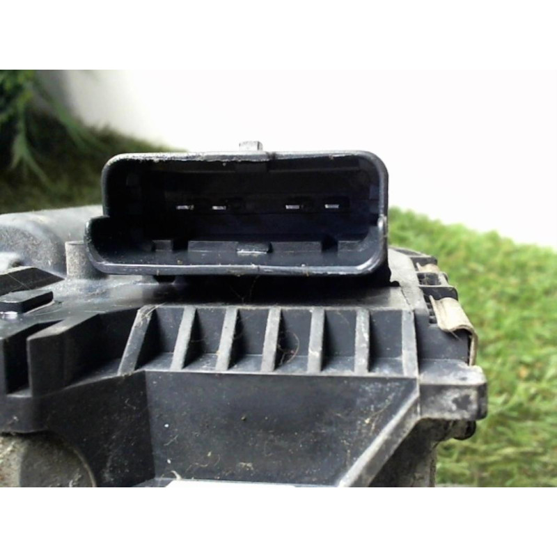 Moteur essuie glace avant gauche PEUGEOT 407 PHASE 1 d’occasion