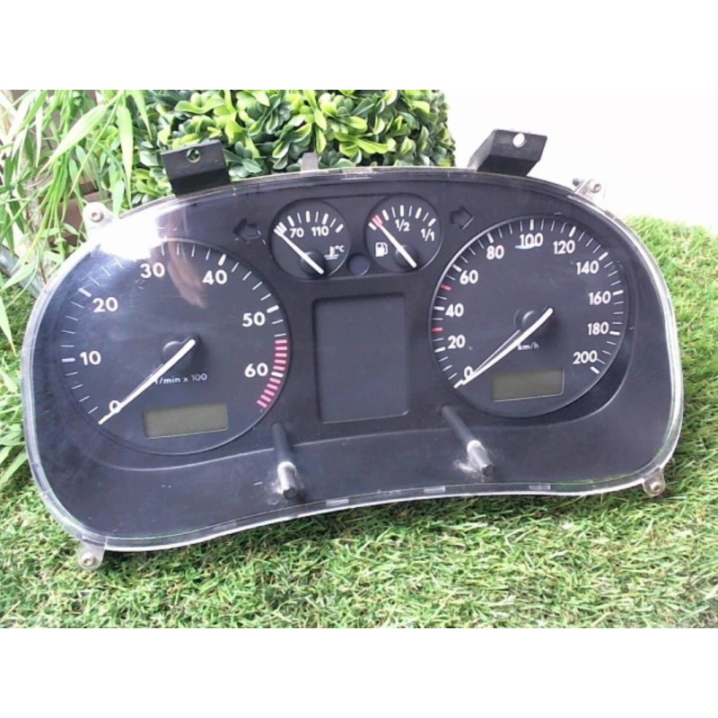 Compteur VOLKSWAGEN POLO 3 PHASE 1 d’occasion