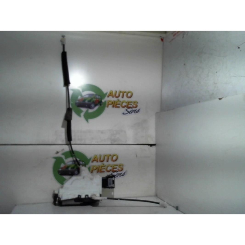 Serrure arriere droit CITROEN C3 2 PHASE 1 d’occasion