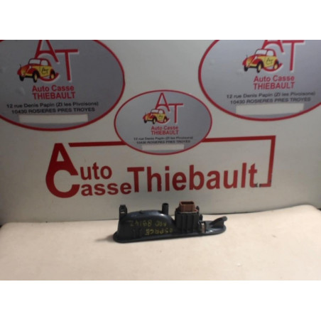 Interrupteur de leve vitre arriere droit RENAULT GRAND ESPACE IV PHASE 1 d’occasion