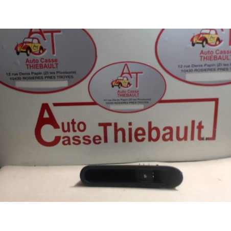 Interrupteur de leve vitre arriere droit RENAULT GRAND ESPACE IV PHASE 1 d’occasion