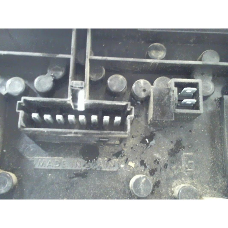 Platine feu arriere gauche RENAULT CLIO 1 PHASE 1 d’occasion