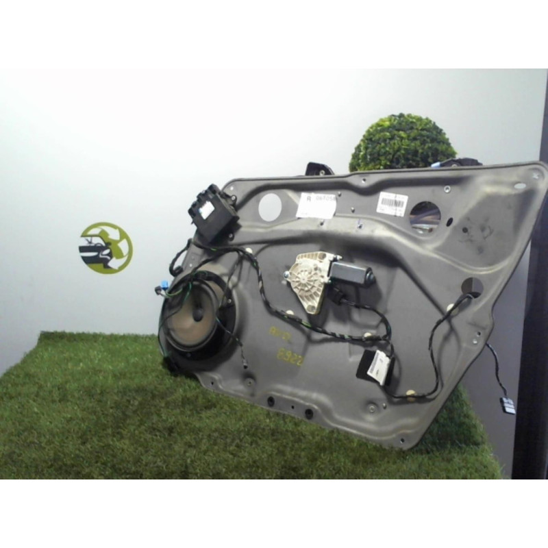 Leve vitre electrique avant droit MERCEDES CLASSE B 245 PHASE 1 d’occasion