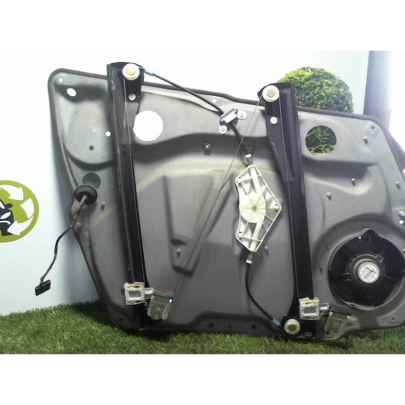 Leve vitre electrique avant droit MERCEDES CLASSE B 245 PHASE 1 d’occasion