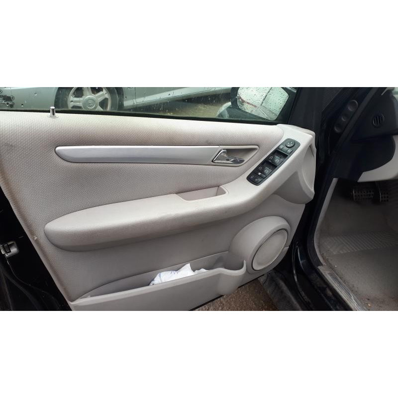 Leve vitre electrique avant droit MERCEDES CLASSE B 245 PHASE 1 d’occasion