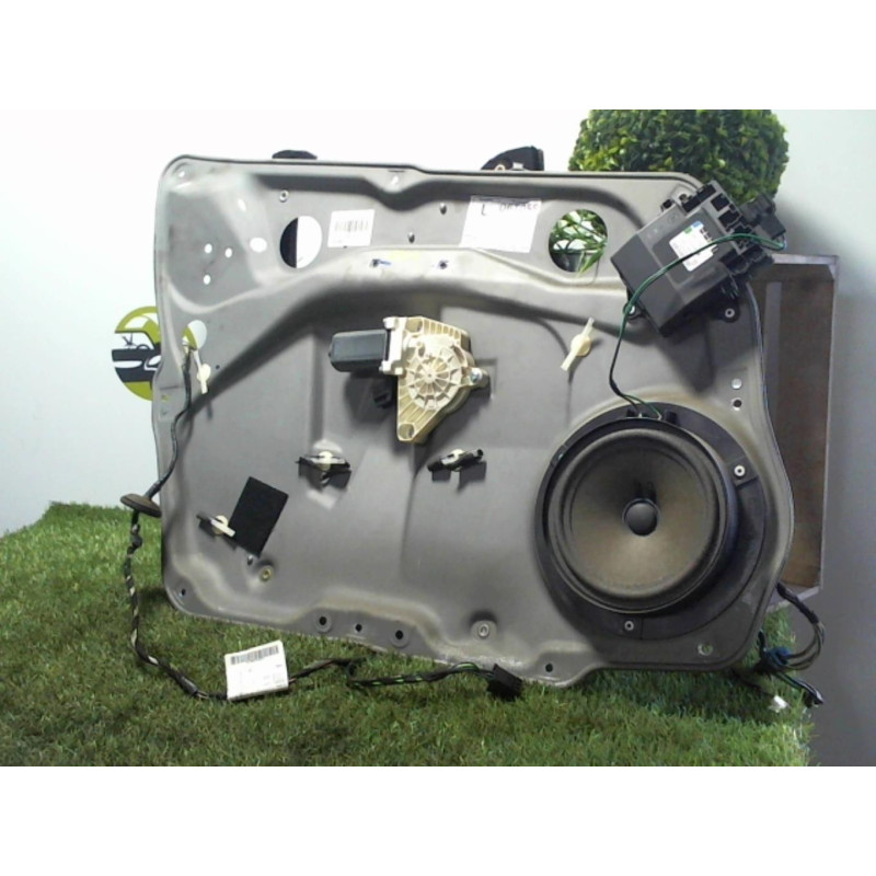 Leve vitre electrique avant gauche MERCEDES CLASSE B 245 PHASE 1 d’occasion