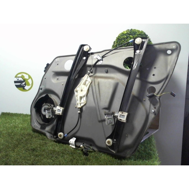 Leve vitre electrique avant gauche MERCEDES CLASSE B 245 PHASE 1 d’occasion