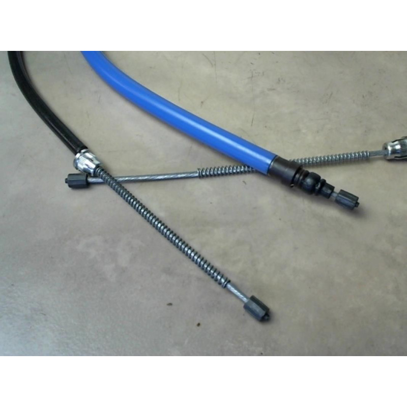 Cable de commande de frein à main RENAULT R11 d’occasion