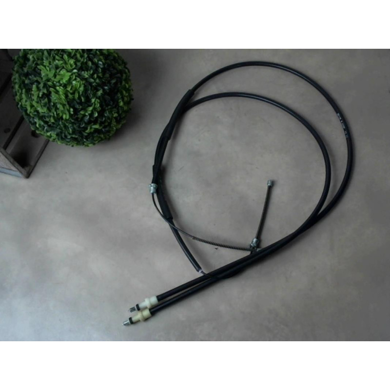 Cable de commande de frein à main PEUGEOT 309 PHASE 1 d’occasion