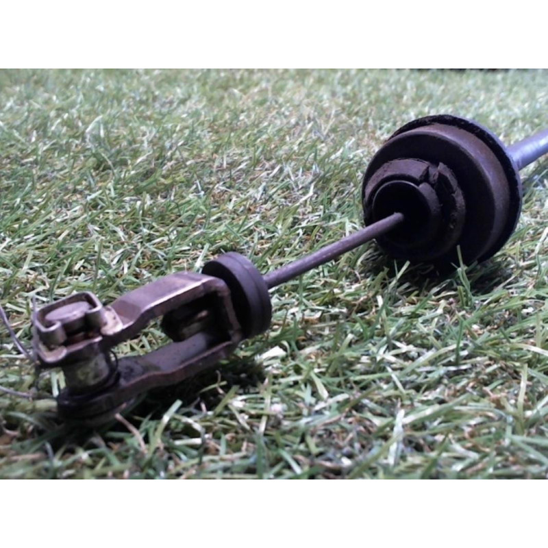 Cable embrayage PEUGEOT 205 PHASE 1 d’occasion