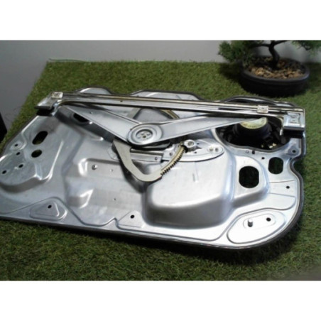Leve vitre electrique avant gauche FORD FOCUS 2 PHASE 1 d’occasion