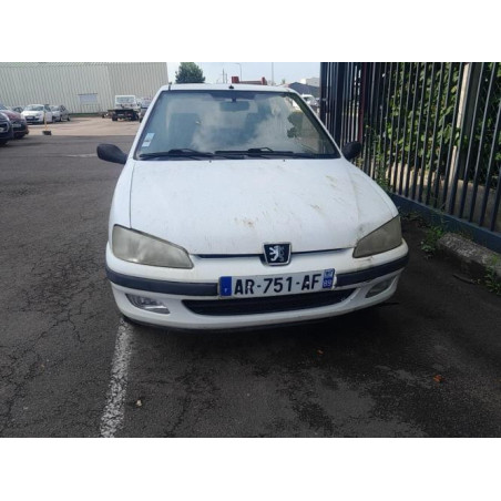 Moteur essuie glace arriere PEUGEOT 106 PHASE 2 d’occasion