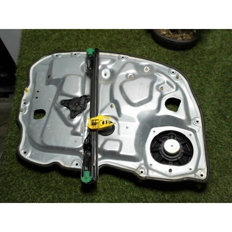 Leve vitre electrique avant droit FIAT IDEA PHASE 1 d’occasion