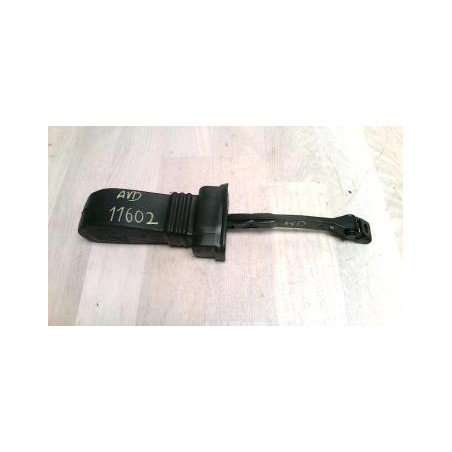 Tirant de porte avant droit AUDI A4 3 AVANT PHASE 1 BREAK d’occasion