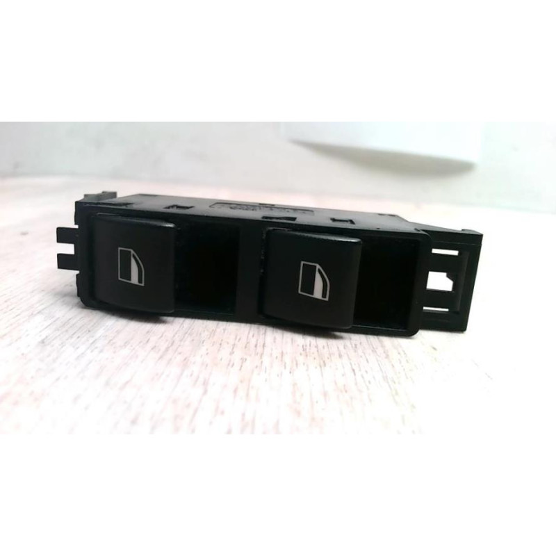 Interrupteur de leve vitre avant gauche BMW SERIE 3 E46 COUPE PHASE 2 d’occasion