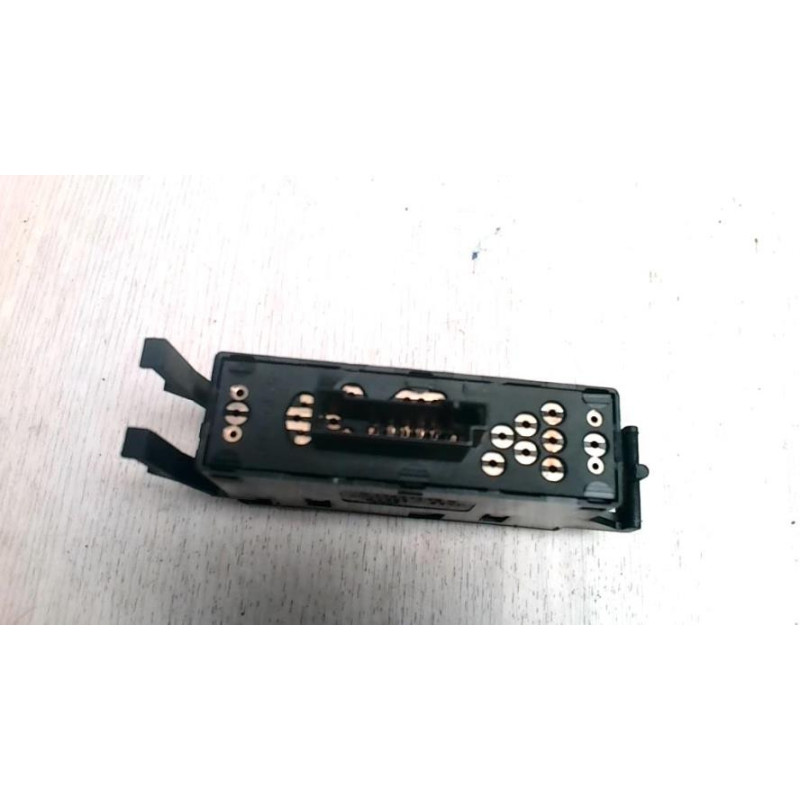 Interrupteur de leve vitre avant gauche BMW SERIE 3 E46 COUPE PHASE 2 d’occasion