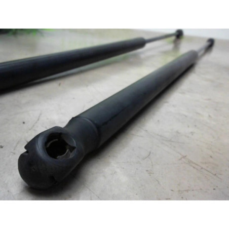Verin de coffre FORD FIESTA 5 PHASE 1 d’occasion