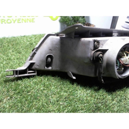 Optique avant principal droit (feux)(phare) DAEWOO NEXIA d’occasion