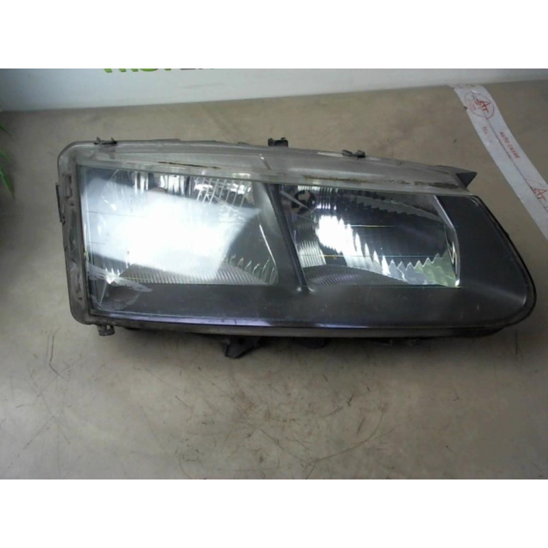 Optique avant principal droit (feux)(phare) RENAULT SAFRANE PHASE 2 d’occasion