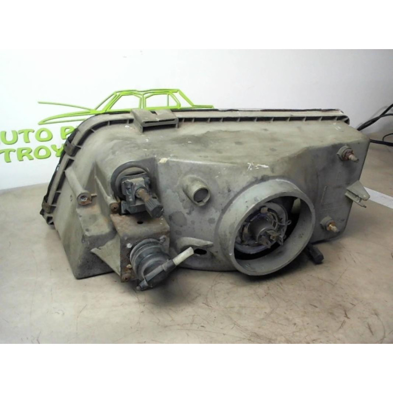 Optique avant principal droit (feux)(phare) FIAT  d’occasion