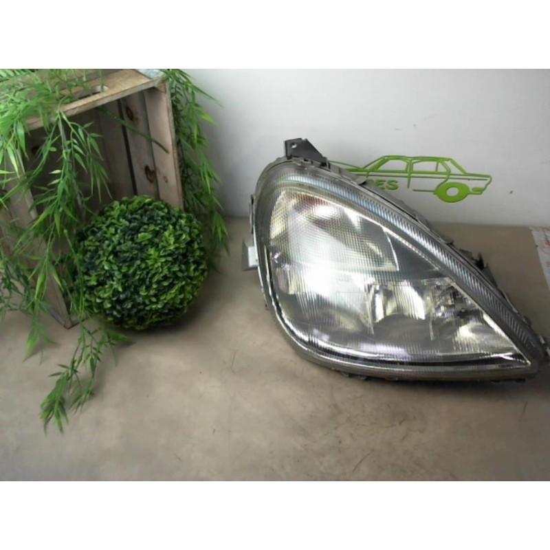 Optique avant principal droit (feux)(phare) MERCEDES CLASSE A 168 PHASE 1 d’occasion