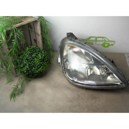 Optique avant principal droit (feux)(phare) MERCEDES CLASSE A 168 PHASE 1 d’occasion
