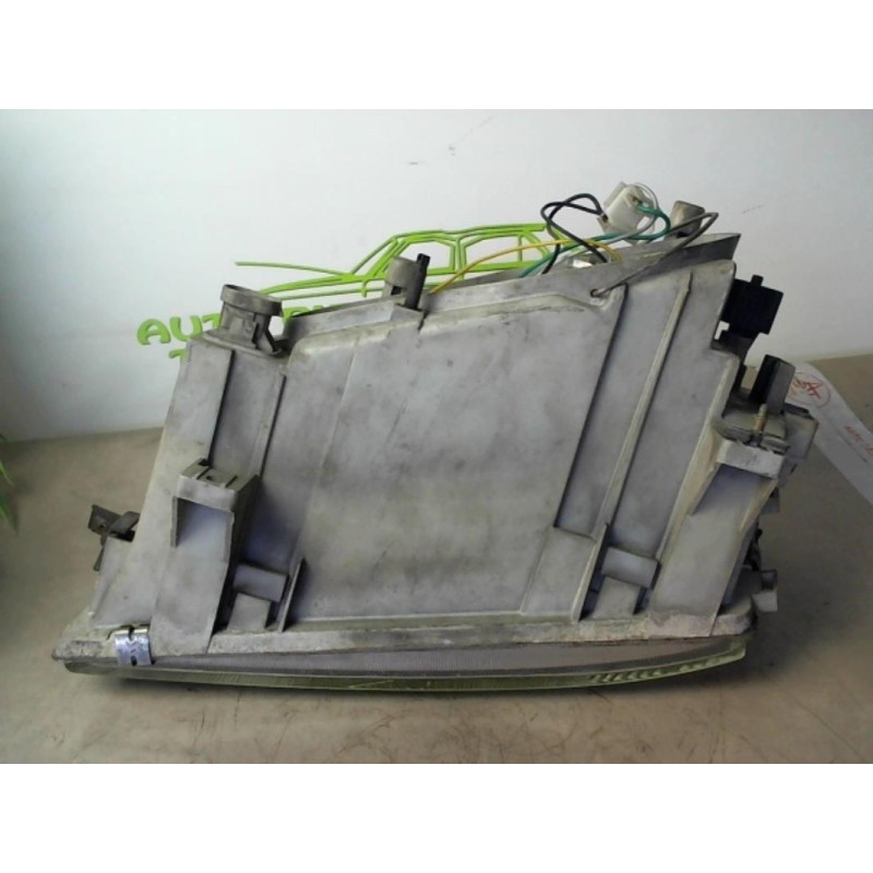 Optique avant principal droit (feux)(phare) RENAULT  d’occasion