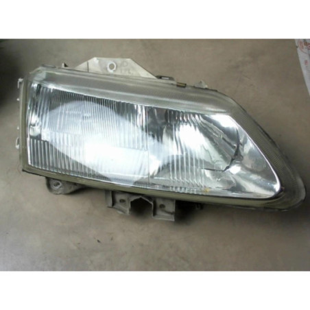 Optique avant principal droit (feux)(phare) RENAULT LAGUNA 1 PHASE 1 BREAK d’occasion