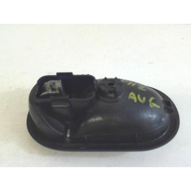 Poignee interieur avant droit RENAULT CLIO III PHASE 2 d’occasion