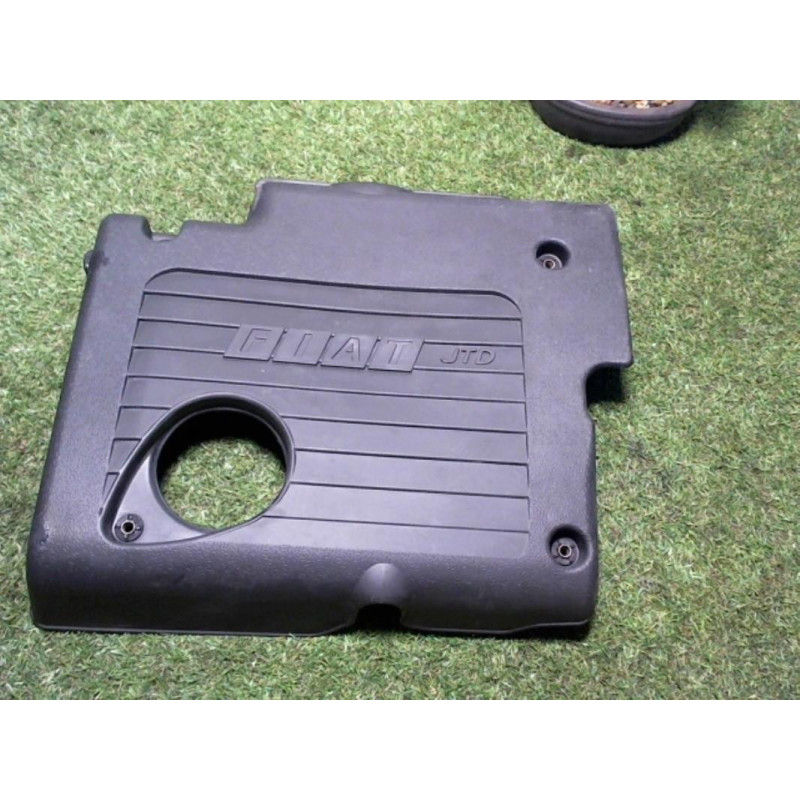 Cache moteur  FIAT MAREA WEEKEND BREAK d’occasion