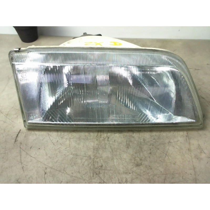 Optique avant principal droit (feux)(phare) CITROEN  d’occasion