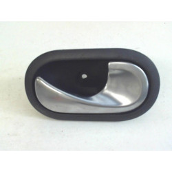 Poignee interieur avant droit RENAULT SCENIC SCEN GD d’occasion